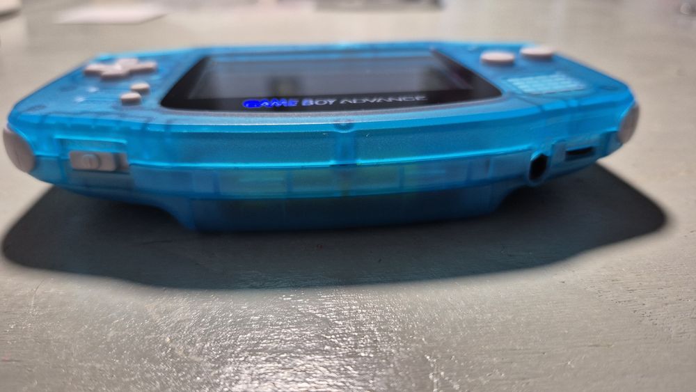 Game Boy Advance com IPS