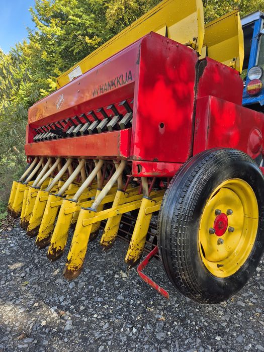 Сівлка з підкормкоюYUKO2000