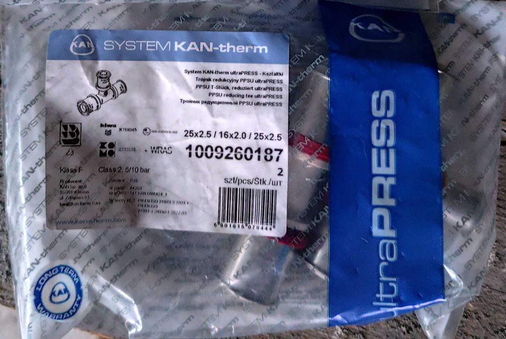 Trójnik Kan-Term 25x2,5/16x2,0/25x2,5