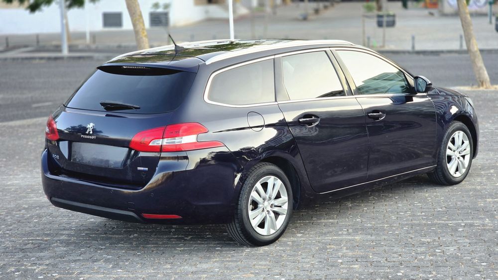 Peugeot 308 SW — fotografia 3