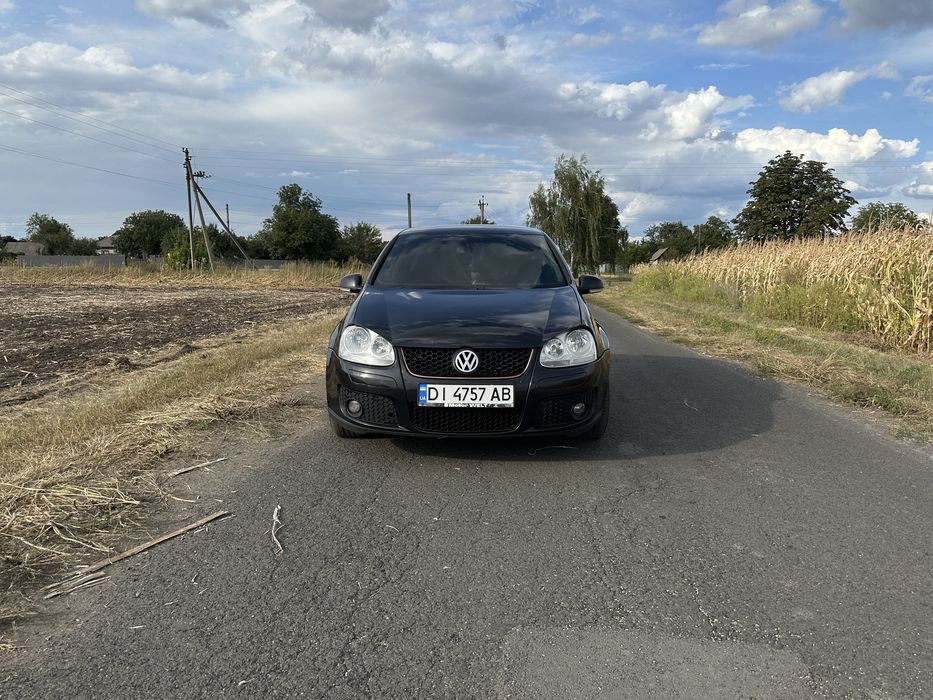 Гольф 5, 2004 рік