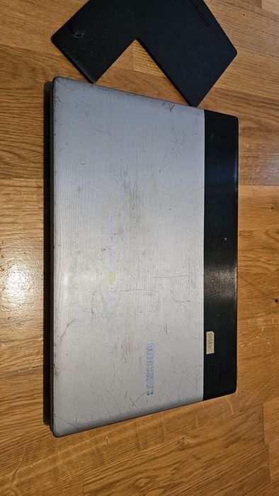 Laptop Samsung RV515 AMD E-450 Brak RAM Brak Dysku
