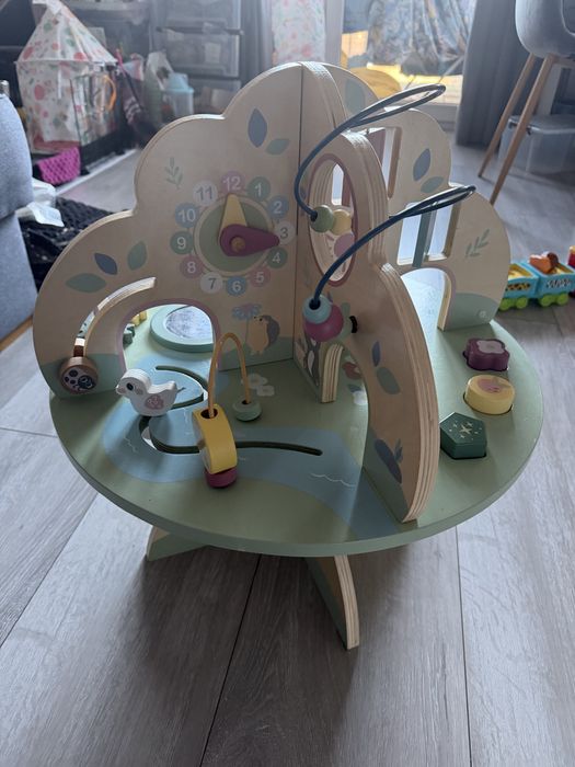 Stolik edukacyjny drewniany