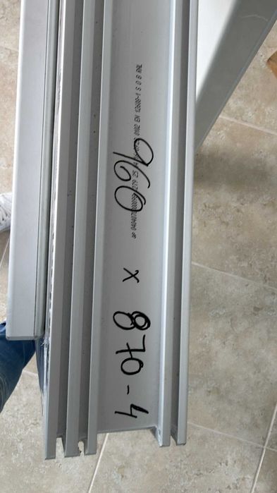 Janela de 1 folha - PVC