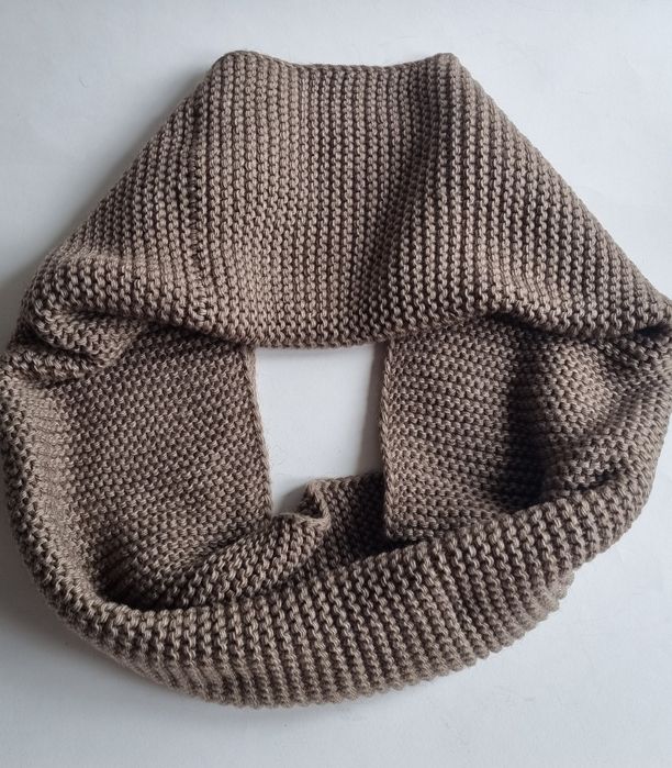 Вязаный шарф-снуд (хомут)