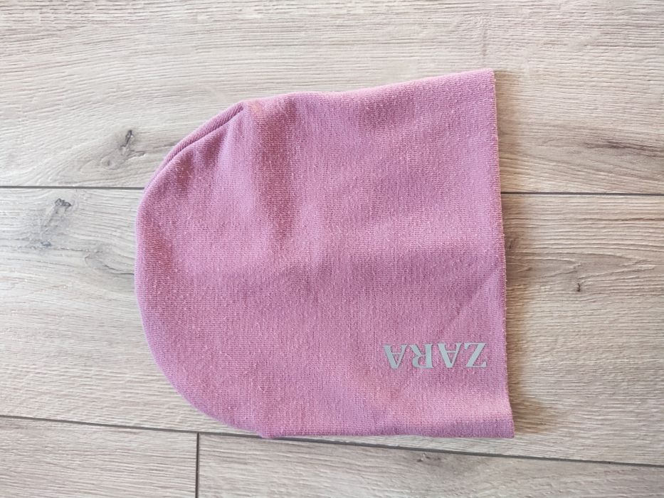 Легка шапка  рожевого кольору