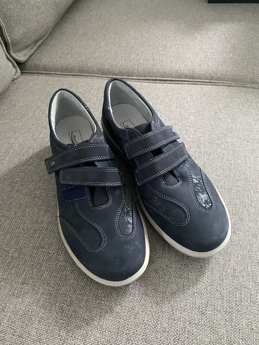 Buty damskie zdrowotne