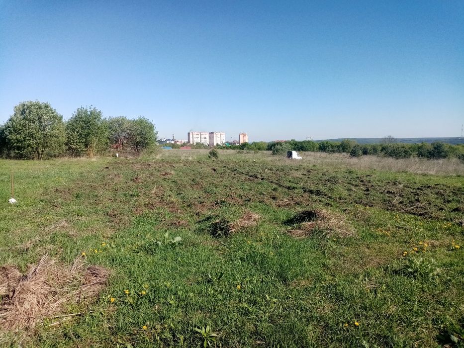 Земельна ділянка під забудову