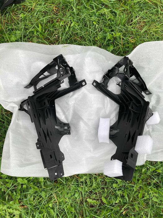 Кронштейн крепления L/R фары  BMW	5 Series F10/F11 2010-2017 год.