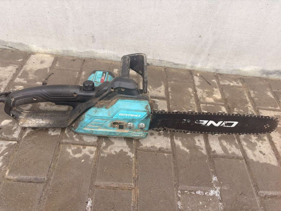 Продам электропилу б/у