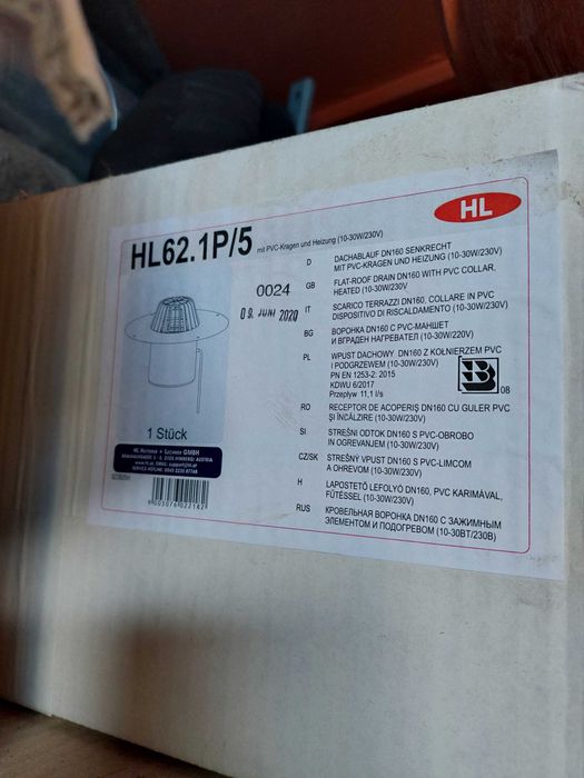 Wpust dachowy fi 160 HL