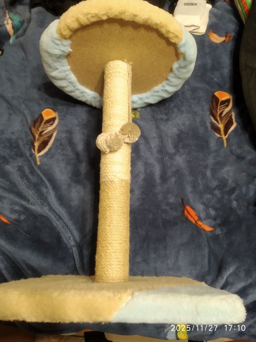 Царапалка,когтеточка.