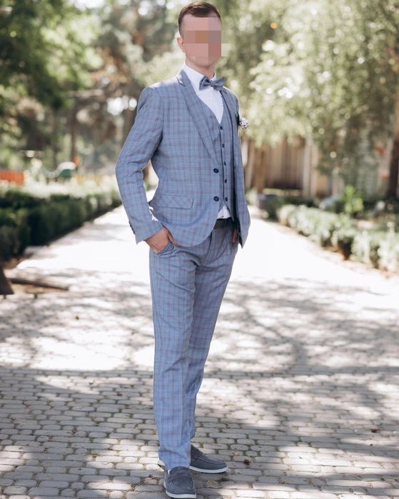 Продам весільний  костюм