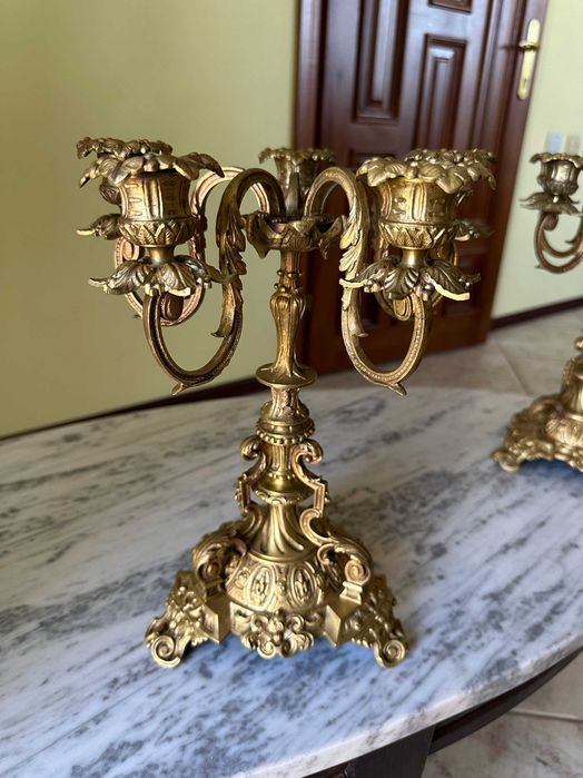 Бронзовий антикварний годинник камінний з канделябрами часы каминные