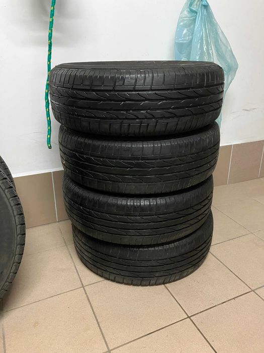 Komplet opon letnich Brigstone 215 65 R16