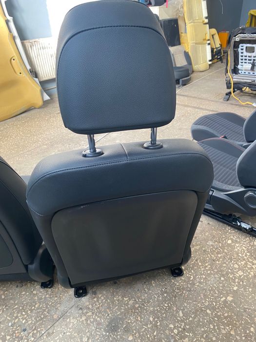 Продам сидіння Кіа соул та Пежо 208