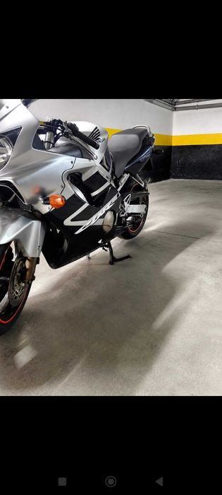 Honda CBR F 600 ano 2006