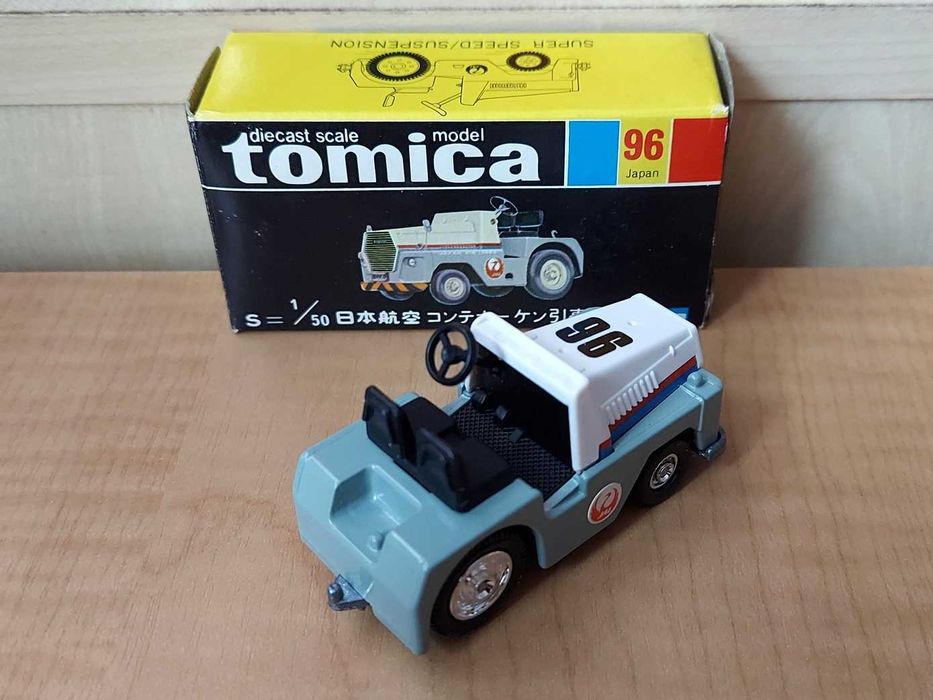 Tomica Toyota JAL Container Tractor 96-1 Made in Japan