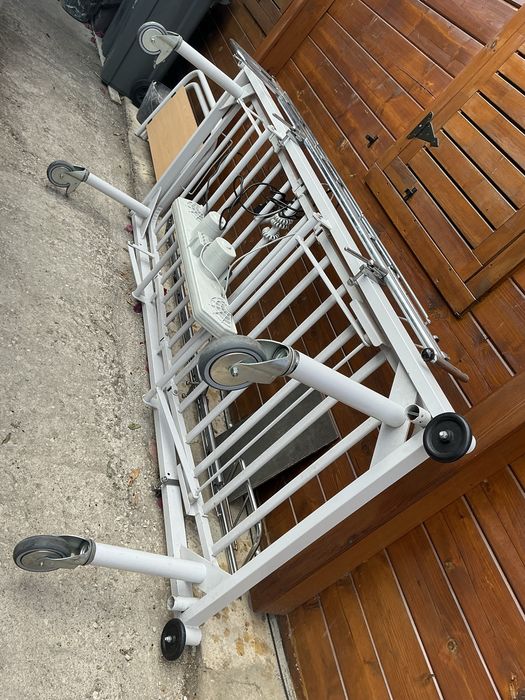 Cama articulada, eletrica
