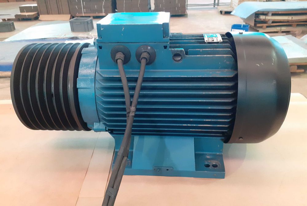 Motor Trifásico Efacec 60 cv