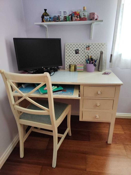Conjunto de móveis para quarto de meninas