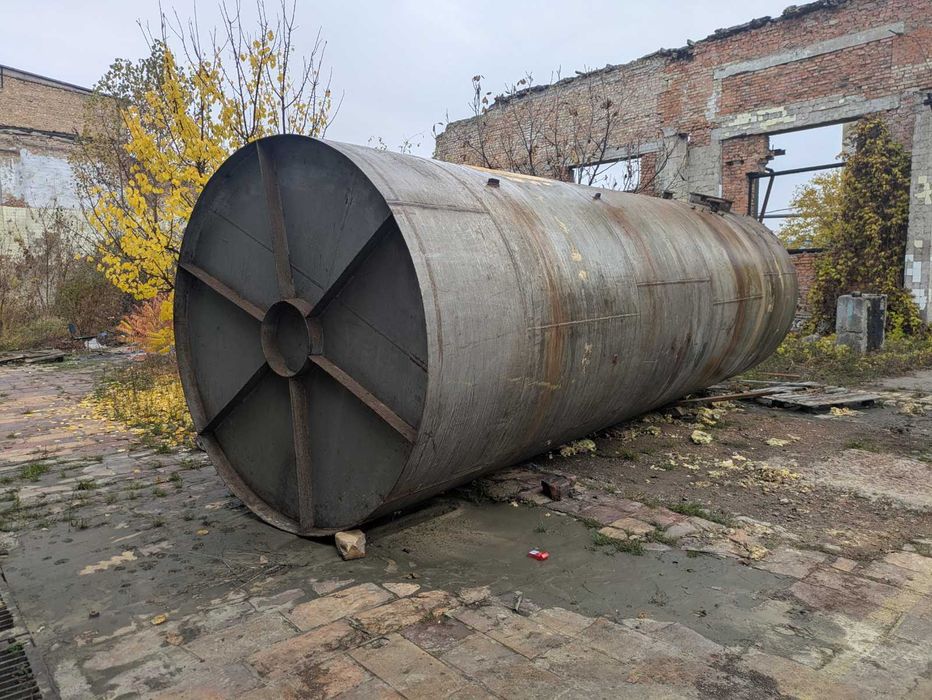 Ємності металеві, резервуари, цистерни/Нержавійка 20-30-50куб