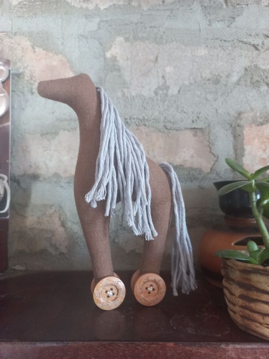 Конячка текстильна