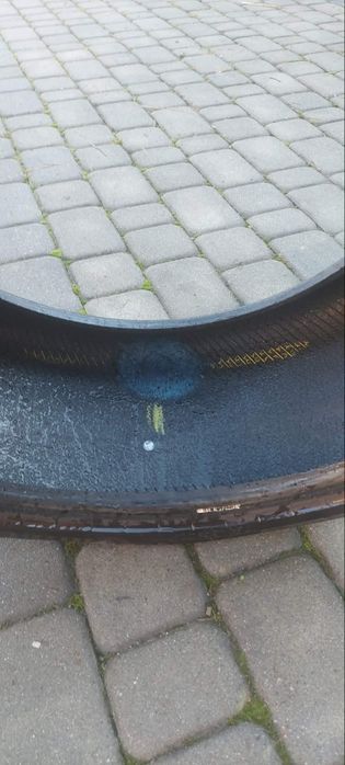 Sprzedam opony wielosezonowe Continental