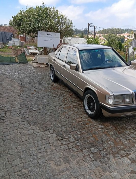 Mercedes Benz 190D