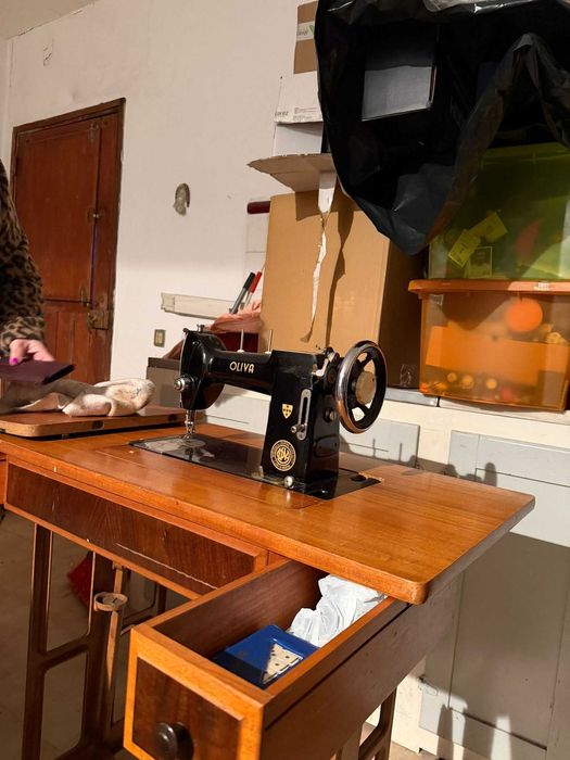 Maquina de Costura Oliva 2 originais
