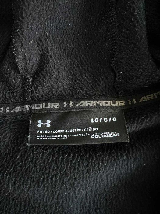 Спортивна вітровка Under Armour