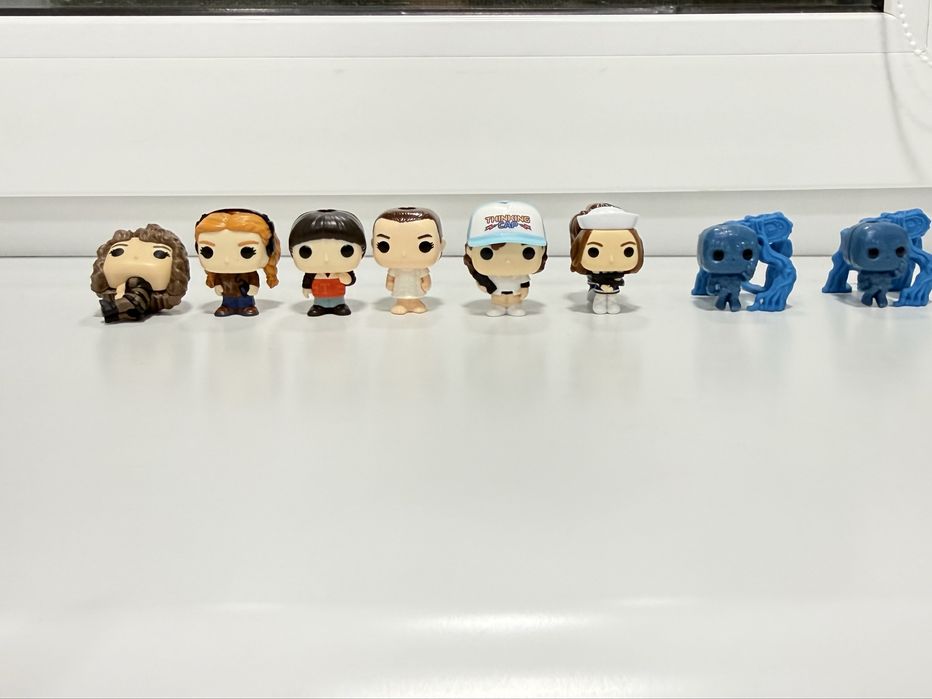 Дивні дива. Фігурки. Stranger Things. Kinder Joy. Вілл. Од. Макс