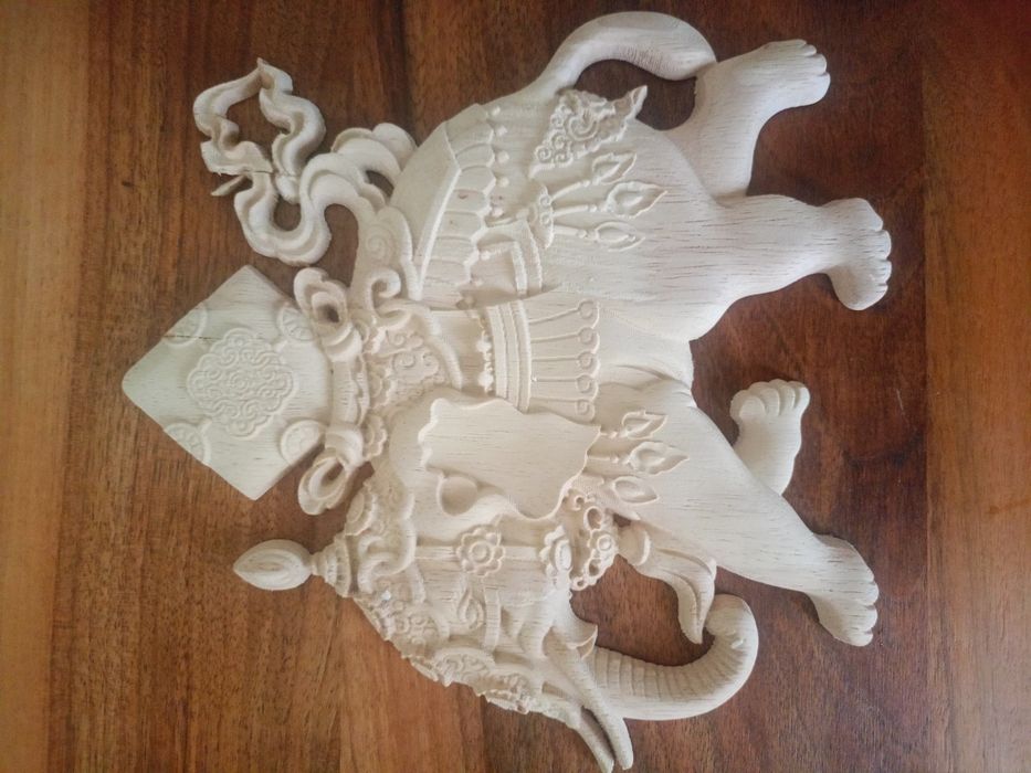 Картины панно слон . Дерево металл.