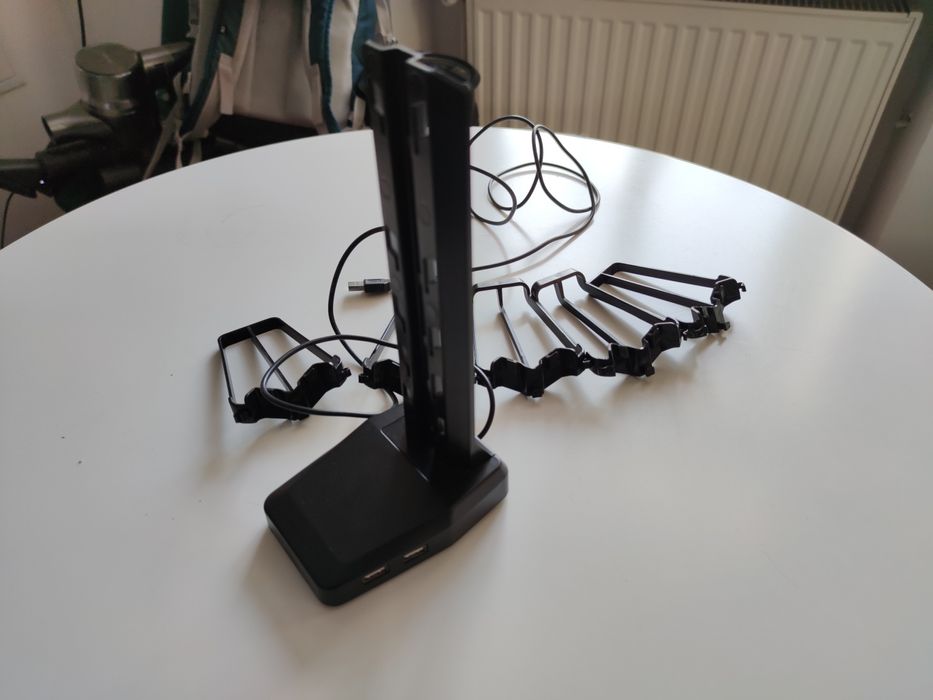 Stojak na słuchawki, pad, etc, Ultradesk Beam 4xUSB Nieużywany