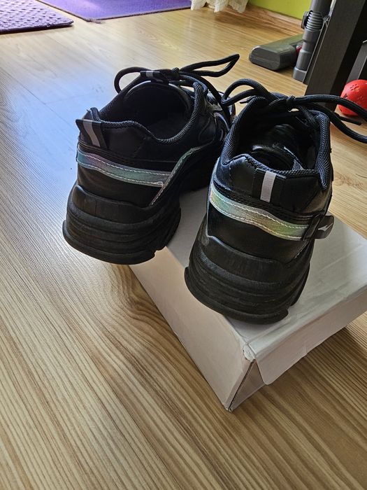 Buty sportowe damskie 36