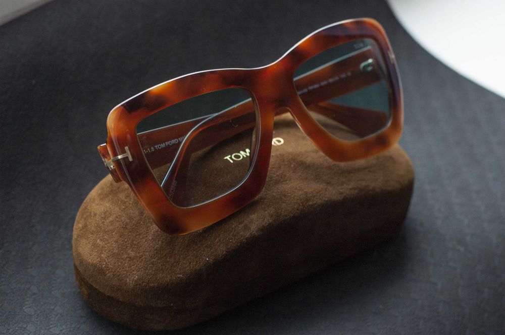 Новые очки солнцезащитные оригинальные TOM FORD