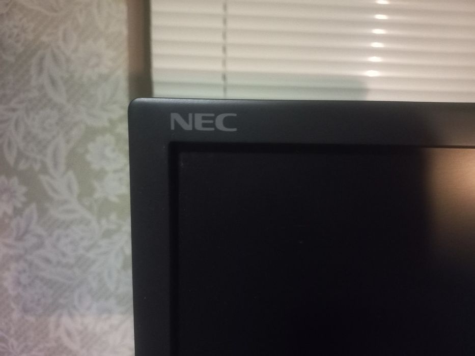 Монітор 22" NEC MultiSync E222W 1680x1050 DVI/VGA