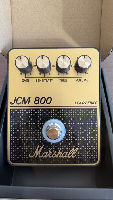 Marshall JCM800 - Pedal de distorçao