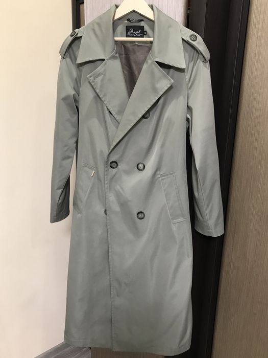 Жіночий Тренч в ідеальному стані