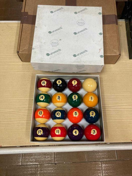 Conjunto Completo de Bolas de Bilhar/Snooker Vintage “Aramith”