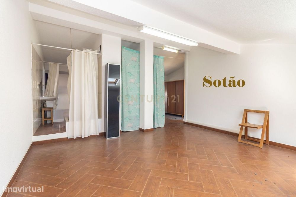 T3 c/ 121m2 e vista deslumbrante sobre o rio Sado + Sótão Remodelado d