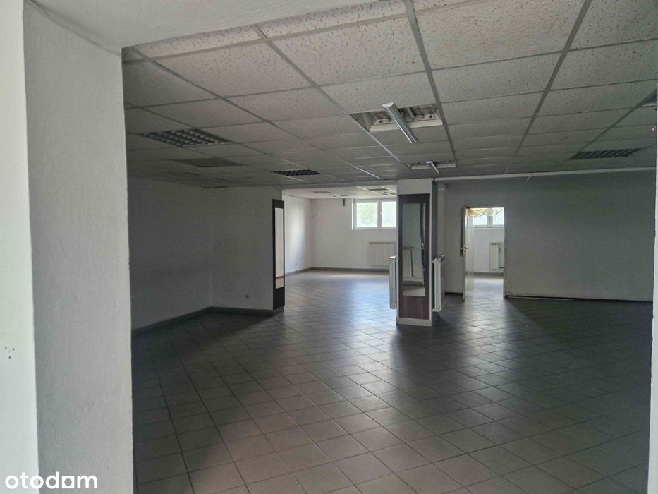 Lokal usługowo-handlowy 240 m2 centrum.