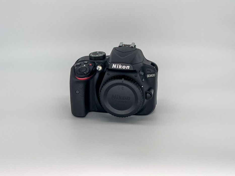 Câmara Fotográfica Nikon D3400 + 18-55mm + 70-200mm + Acessórios