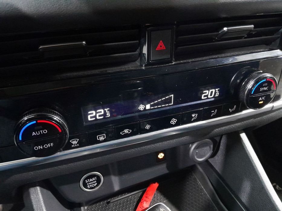 Nissan Qashqai 1.3 DIG-T Acenta LED+R