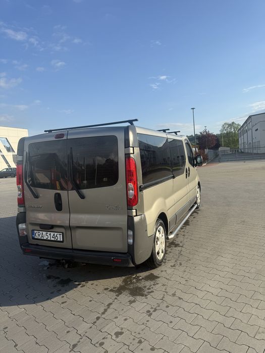 Renault Traffic II 2.5 150km!