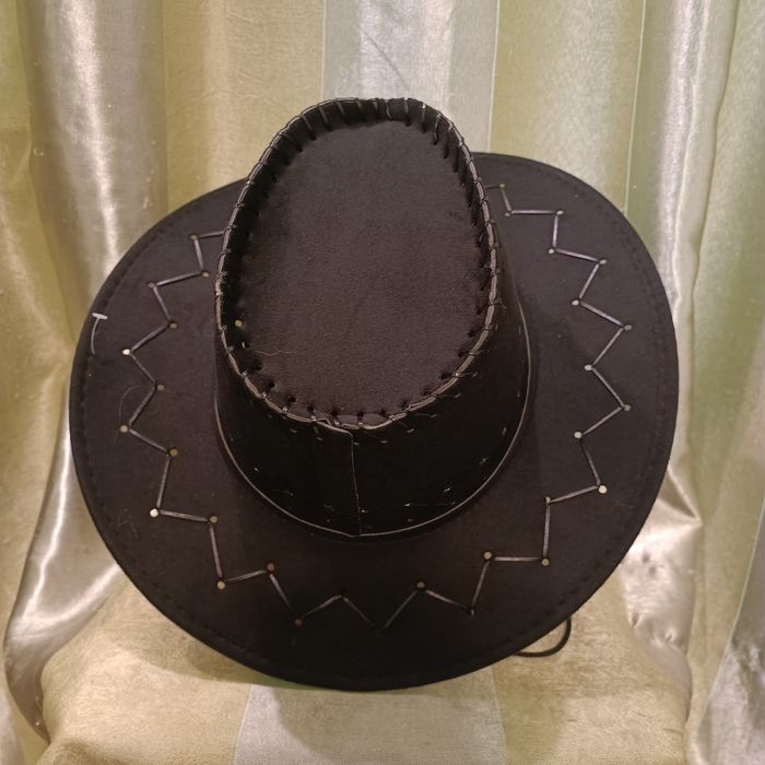 Ковбойская карнавальная шляпа