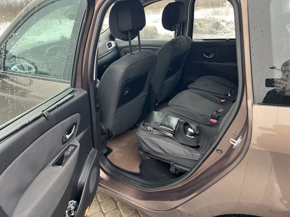 Renault Grand Scenic 3, 7 місць 2010 рік 1.5 дизель к9к