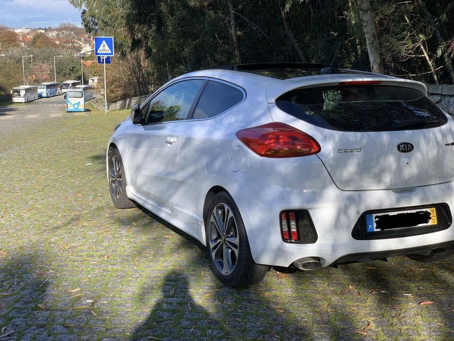 Kia ceed S coupe 1.6crdi GT Line