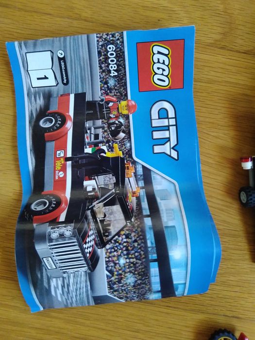 Lego city 60084 com caixa e instruções