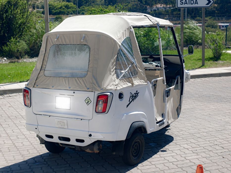Tuk Tuk 2018 ape calessino 200 tuktuk
